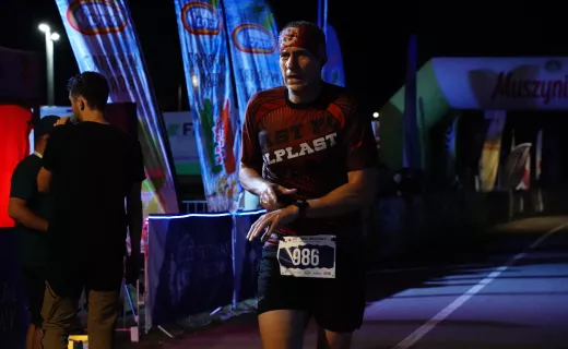 Pobiegli na Milę! Bieg dostarczył zawodnikom sporo wrażeń [WIDEO] - 35